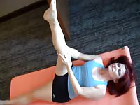 Mom’s Yoga Lesson Turns Into A Fucking Session
